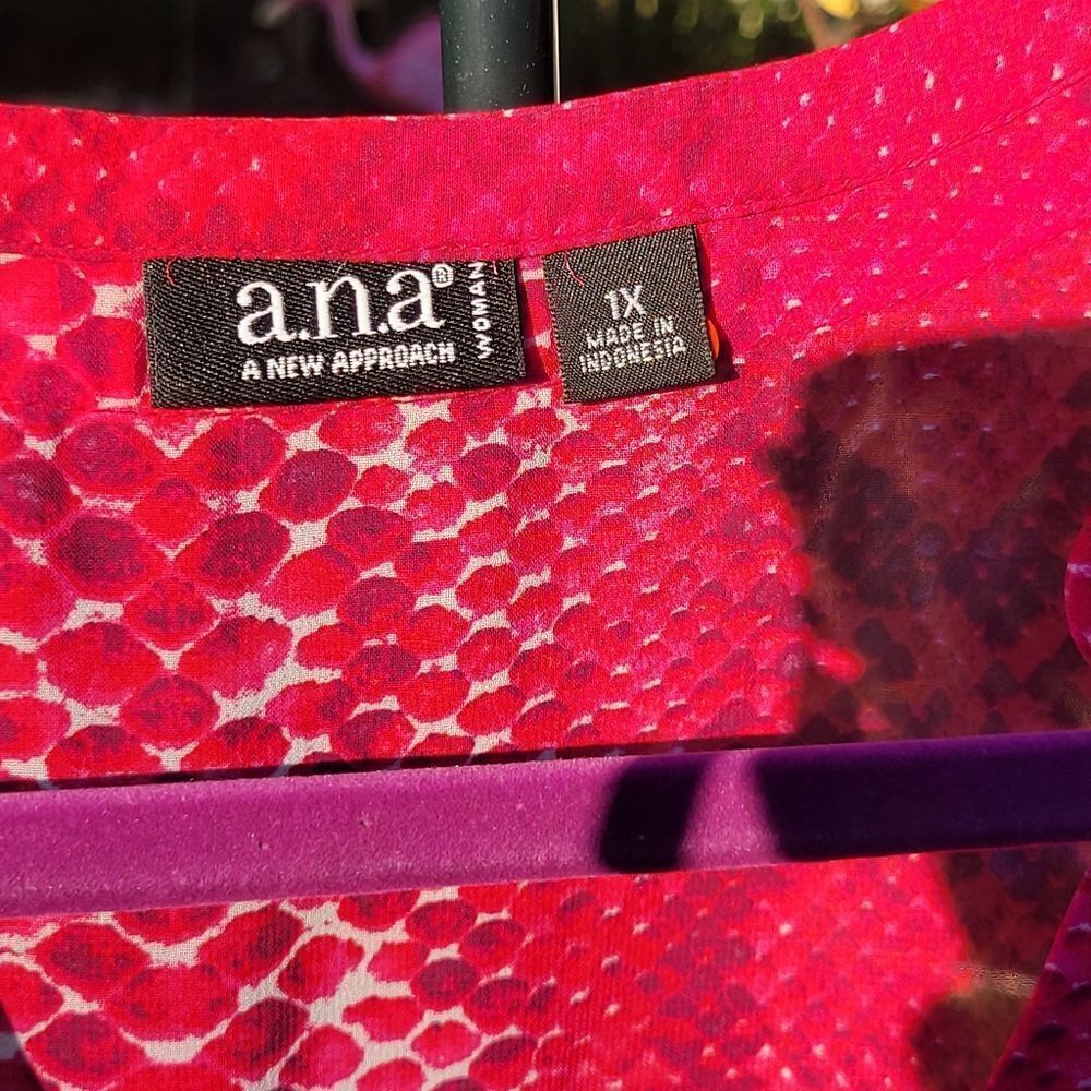Snake Print Pink Blouse - Picture 5 of 10